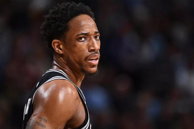 李凯尔首秀11分6篮板 中国男篮不敌意大利男篮